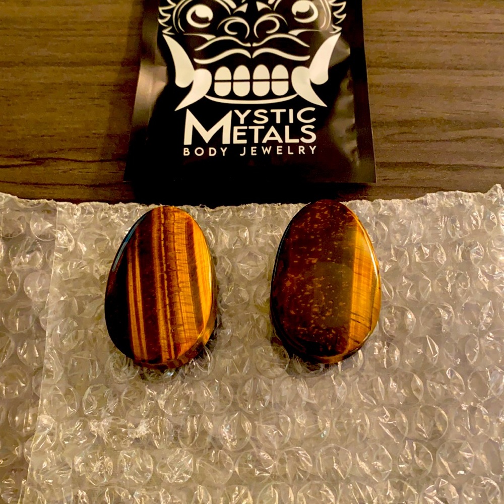 Tigers Eye Plugs